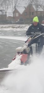 AA9749B7-DCE1-4D13-875E-072A6F4D9050